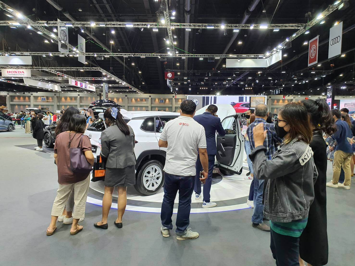 COROLLA CROSS สร้างปรากฏการณ์ฝ่าวิกฤต COVID-19 ยอดจองเฉพาะในงาน Bangkok International Motor Show 2020 ทะลุกว่า 400 คัน