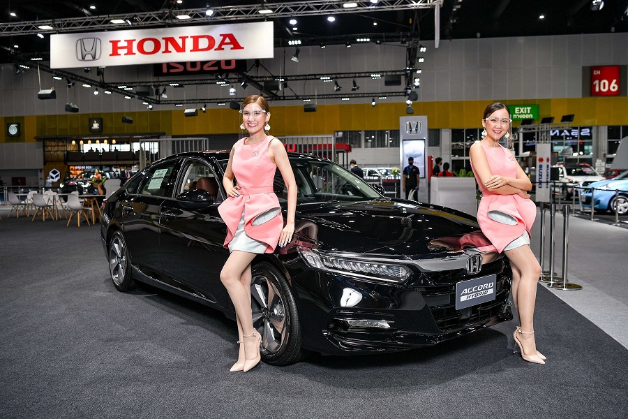 ฮอนด้า ชวนลูกค้าสัมผัสยนตรกรรมไฮไลต์รุ่นยอดนิยม พร้อมด้วยข้อเสนอสุดพิเศษ นำโดย ซีอาร์-วี ใหม่ ยนตรกรรมพรีเมียมเอสยูวีไอคอน   ในงาน Fast Auto Show Thailand 2020 ไบเทค บางนา