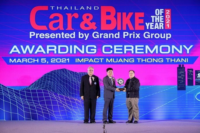 ตอกย้ำความเป็นผู้นำในตลาดรถมอเตอร์ไซค์ขนาดกลาง รอยัล เอนฟิลด์ คว้ารางวัล Thailand Bike of The Year 2021 รางวัล Best Touring Light Weight และ Best Modern Classic Over 250 cc.