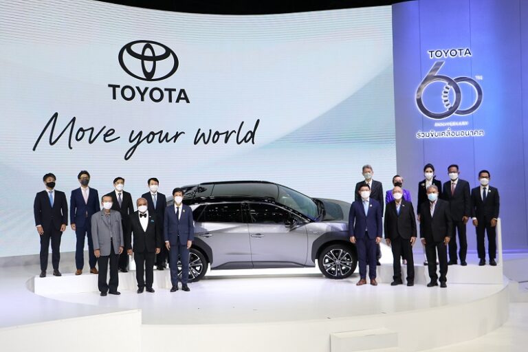 โตโยต้า โชว์วิสัยทัศน์เข้าสู่ปีที่ 60 มุ่งสร้างสังคมความเป็นกลางทางคาร์บอน “Carbon Neutrality” ครั้งแรกกับรถยนต์ไฟฟ้าต้นแบบ Toyota bZ4X และ ยานยนต์ไฟฟ้าแบตเตอรี่ ขับเคลื่อนอัตโนมัติ Toyota e-Pallete ในงาน บางกอก อินเตอร์เนชั่นแนล มอเตอร์โชว์ ครั้งที่ 43