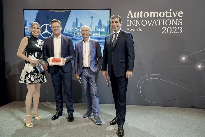 เมอร์เซเดส-เบนซ์ กวาด 4 รางวัลจากเวที AutomotiveINNOVATIONS Awards ประจำปี 2023  พร้อมเผยความโดดเด่นด้านนวัตกรรมยานยนต์ระดับโลก